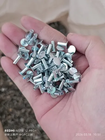1000086940