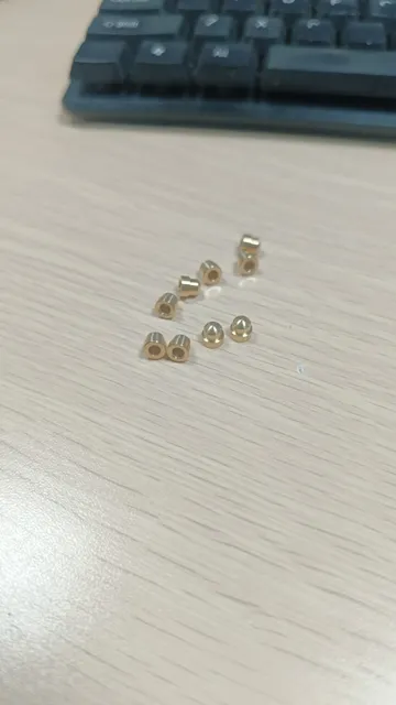 1000084237