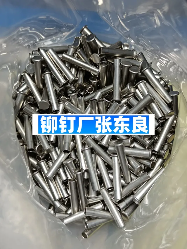 1000098351-2682402b43f77a3b096058875a305fe0