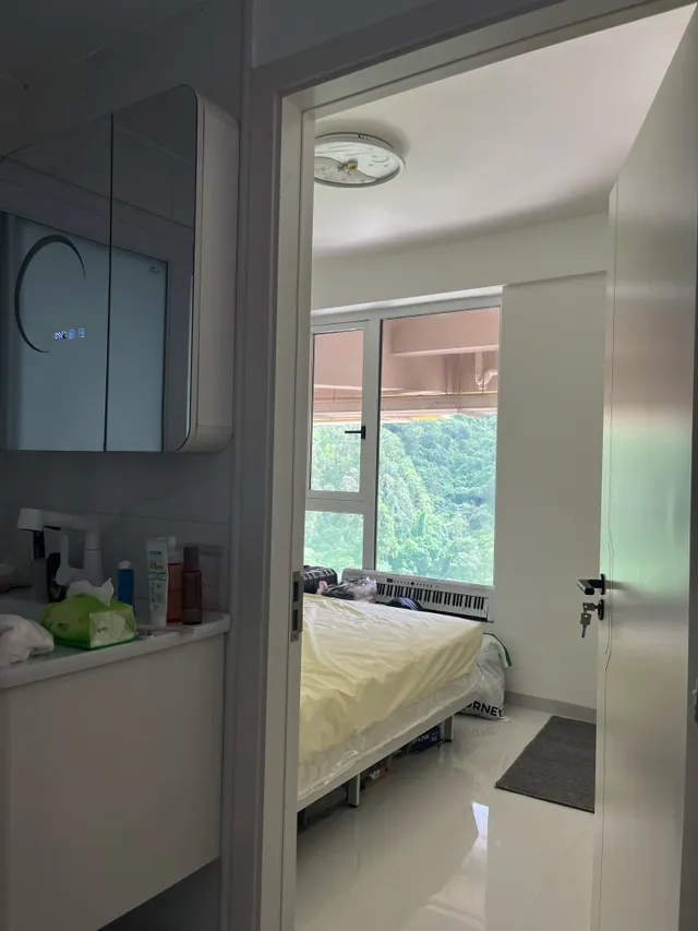 room2-830b645e8256aa3cb67bd17684015302