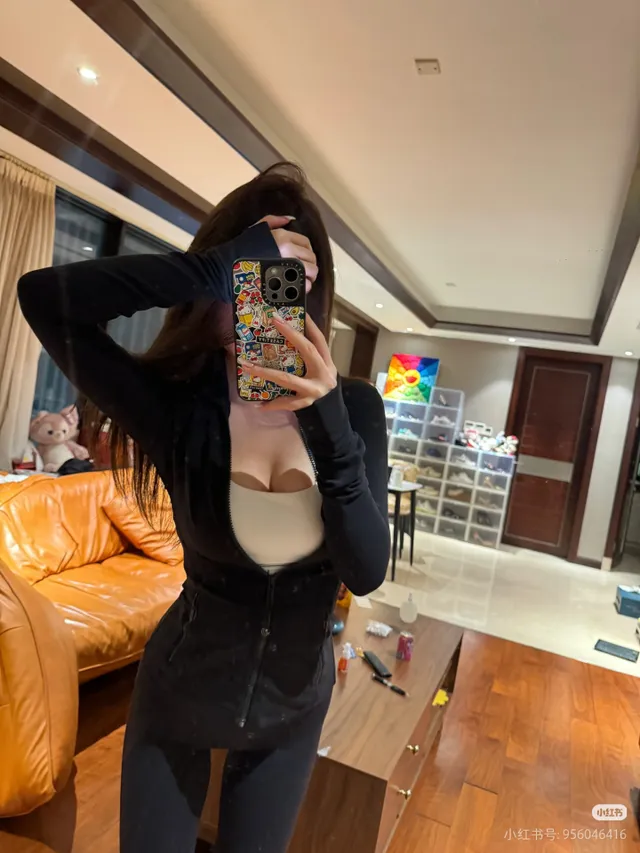 Camera_XHS_17723723215461040g008319dtu8s35k0049mcgdiq967jp99cl58-1734e3b3a4e07afa756825759e850259